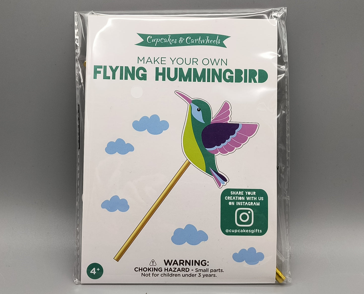 Straw Art Flying Hummingbird