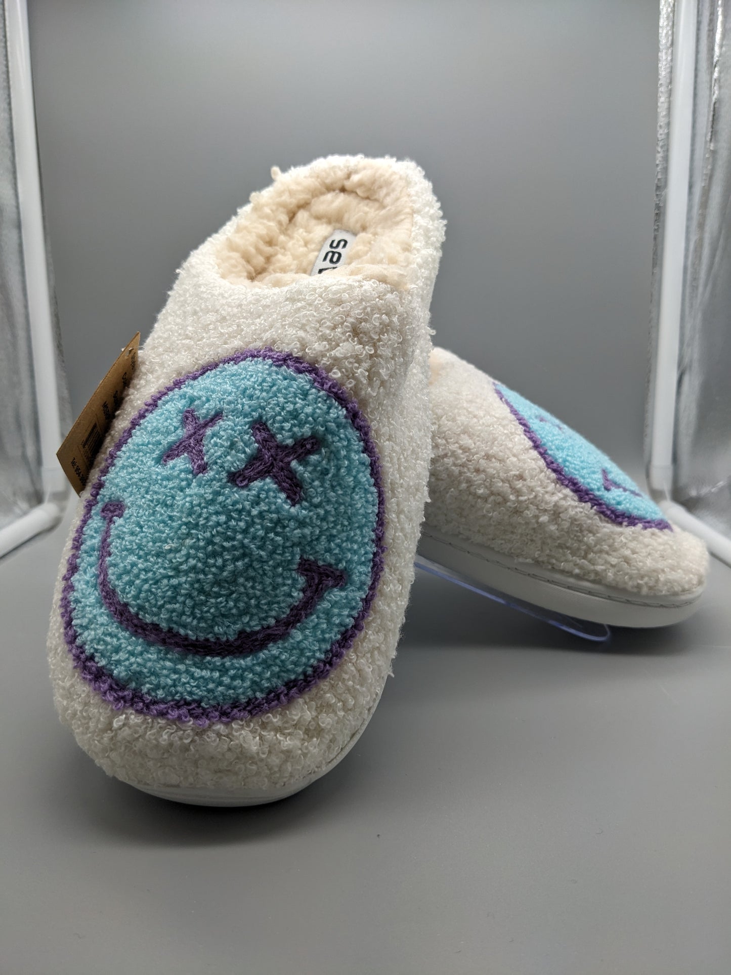 Surf 7 Emoji Slip-ons / House Shoes
